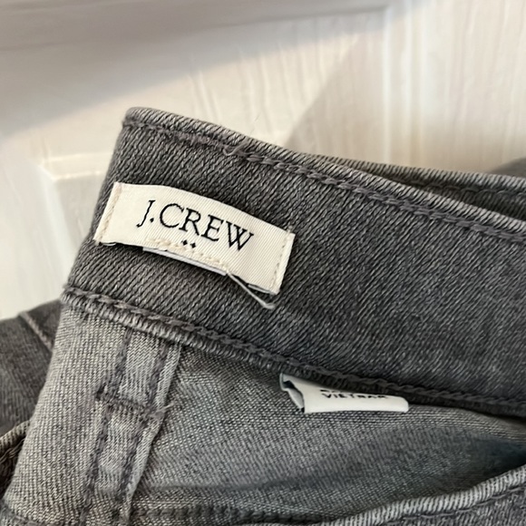 J Crew Grey jeans size 24 no rips - Picture 2 of 3